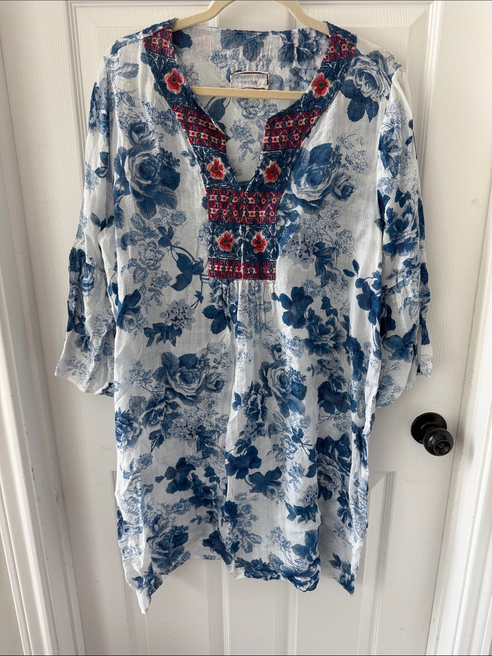 Johnny Was Blue Floral Embroidered V-Neck Women's Tunic Top